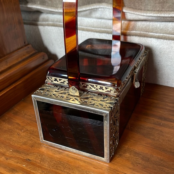 1950s Tyrolean Tortoise Striped Lucite Decorative Metal Encased Box Style Purse - Picture 4 of 13